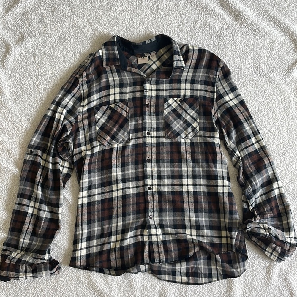 All-Son large flannel button down shirt. It is white, black, gray, and brown.